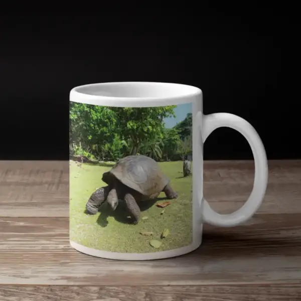 Aldabra Giant Tortoise Coffee Mug, Animal Aldabra Giant Tortoise Coffee Mug